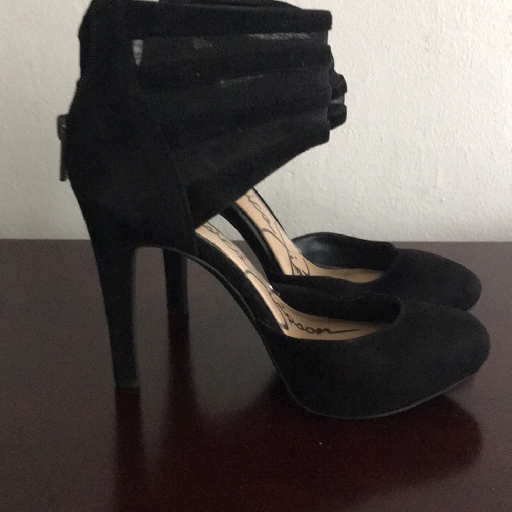 Jessica Simpson heels size 7